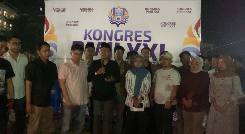 Kongres PMII Ricuh, Para Kandidat Menyampaikan Pernyataan Sikap Pada Kongres ke-XXI PMII Palembang.