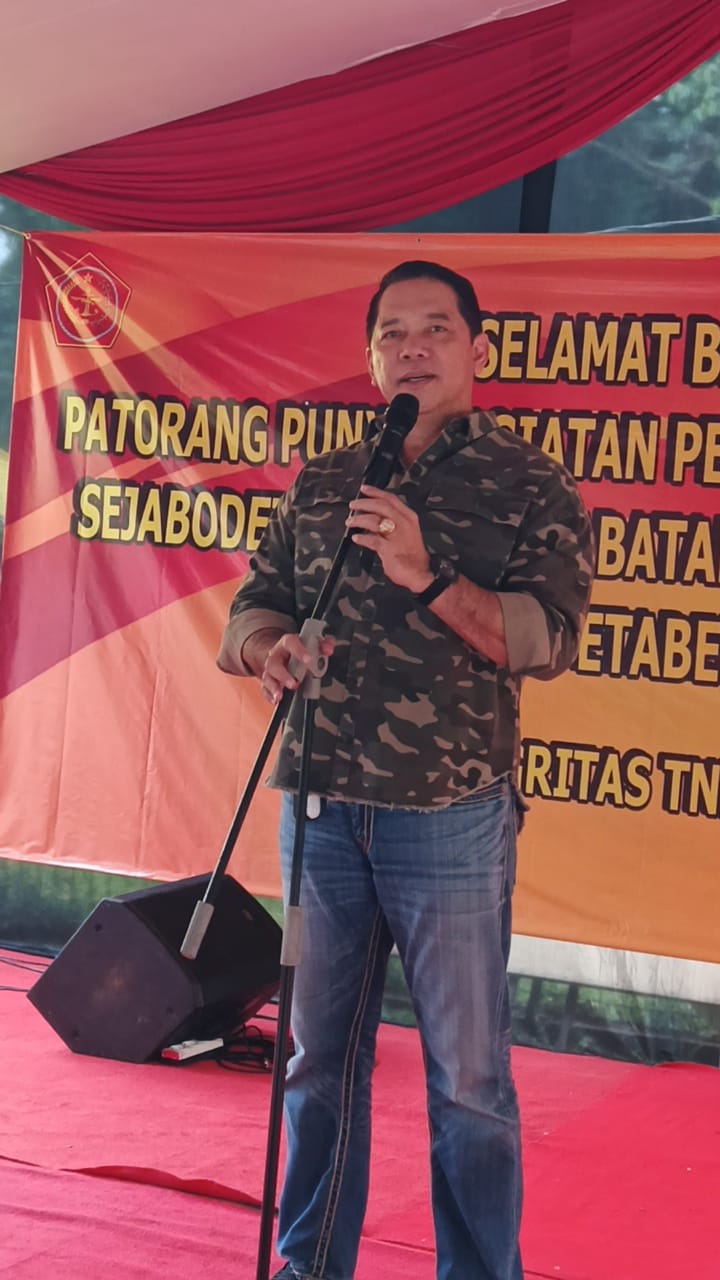 Ketua: Ronald Korneles (TNI AL)