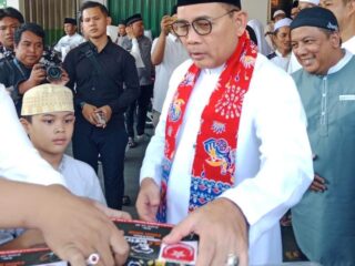 Wali Kota Jakpus Hadiri Safari Islami, Warga Senen Dapat Nasi Ulam Khas Betawi