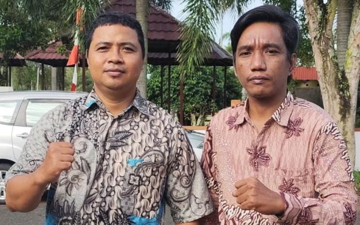 Tim Kuasa Hukum PT HWA, Junaidi, S.H., C. MPB, bersama Indra Saputra, S.H., C. MPB.