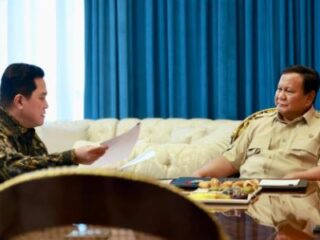 Menteri Pemuda dan Olahraga (Menpora) RI Erick Thohir mendapat tiga arahan dari Presiden Prabowo Subianto terkait prioritas kesejahteraan para atlet. Tiga arahan itu diberikan Presiden dalam rapat dengan Menpora di Istana Merdeka, Jakarta, Selasa (25/11) sore.(foto:BPMI)