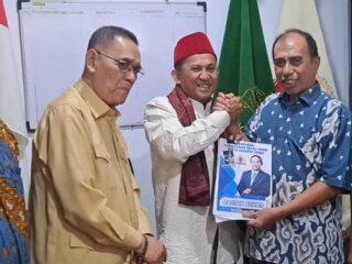 Radian Azhar Resmi Daftar Calon Ketua Kadin Jakarta Utara, Datang dengan Nuansa Betawi