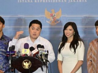Antusias masyarakat menyambut perhelatan MotoGP Mandalika 2025 sangat luar biasa. Terbukti tiket penjualan ajang balap motor kelas dunia ini sudah terjual 90 persen. (foto:Rusman/BPMI)