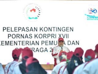 Sekretaris Kementerian Pemuda dan Olahraga Republik Indonesia (Sesmenpora RI), Gunawan Suswantoro, secara resmi melepas 193 kontingen Kementerian Pemuda dan Olahraga (Kemenpora) yang akan berlaga di ajang Pekan Olahraga Nasional (Pornas) Korpri XVII Tahun 2025. Acara pelepasan dilaksanakan di Wisma Kemenpora, Jakarta, Rabu (1/10).(foto:Andre/kemenpora.go.id)