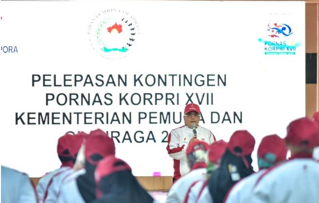 Sekretaris Kementerian Pemuda dan Olahraga Republik Indonesia (Sesmenpora RI), Gunawan Suswantoro, secara resmi melepas 193 kontingen Kementerian Pemuda dan Olahraga (Kemenpora) yang akan berlaga di ajang Pekan Olahraga Nasional (Pornas) Korpri XVII Tahun 2025. Acara pelepasan dilaksanakan di Wisma Kemenpora, Jakarta, Rabu (1/10).(foto:Andre/kemenpora.go.id)