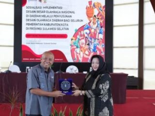 Kementerian Pemuda dan Olahraga (Kemenpora) RI menggelar Sosialisasi dan Implementasi Desain Olahraga Besar Nasional (DBON) melalui Penyusunan Desain Olahraga Daerah (DOD) Bagi Seluruh Kabupaten/Kota di Wilayah Provinsi Sulawesi Selatan. bertempat di Hotel Aston, Makassar, Kamis (13/11).(foto:dok/kemenpora.go.id)