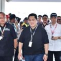 Menteri Pemuda dan Olahraga Republik Indonesia (Menpora RI) Erick Thohir didampingi Wakil Menteri Pemuda dan Olahraga Republik Indonesia (Wamenpora RI) Taufik Hidayat, menyaksikan lomba balap MotoGP di Pertamina Mandalika International Sircuit, Lombok, Nusa Tenggara Barat (NTB). Sukses MotoGP Mandalika bukti nyata kolaborasi pusat, daerah dan privat sector.(foto:Andre/kemenpora.go.id)