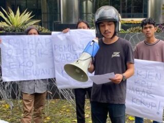 Lentera Studi Pemuda Indonesia Demo KPK, Ungkap Dugaan Aliran Dana dan Pengondisian Anggaran Pilkada di KPU Jabar