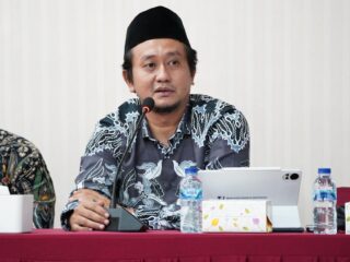 Revolusi sunyi Betawi: dari fragmentasi menuju konsolidasi peradaban