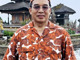 Peringatan Hari Kebaya Nasional: Merawat Warisan Budaya, Menguatkan UMKM Indonesia