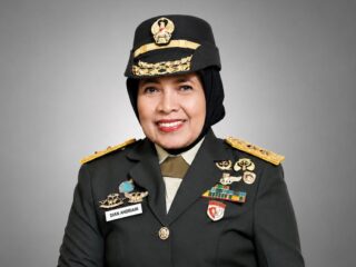 Ketua Umum Perhimpunan Kedokteran Militer Indonesia (PERTASINDO), Mayjen TNI (Purn) Dr. dr. Dian Andriani Ratna Dewi, Sp.KK., M.Biomed., MARS., FINSDV., M.H., FAADV.