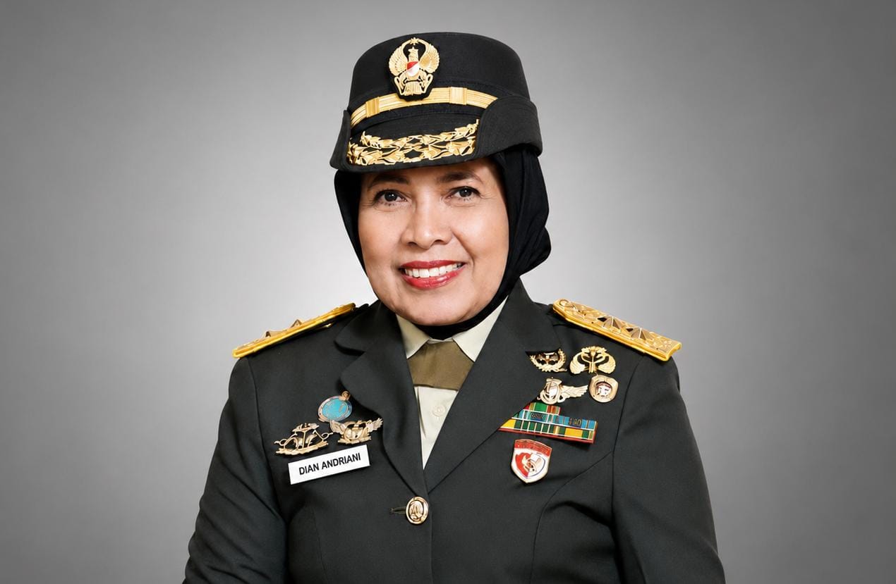 Ketua Umum Perhimpunan Kedokteran Militer Indonesia (PERTASINDO), Mayjen TNI (Purn) Dr. dr. Dian Andriani Ratna Dewi, Sp.KK., M.Biomed., MARS., FINSDV., M.H., FAADV.