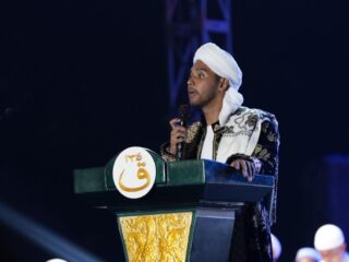 Jakarta Bersholawat di Monas, Nurul Musthofa Ajak Jamaah Jadi Teladan Pilah Sampah