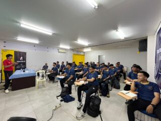 Hari Pertama Kursus Lisensi Pelatih Futsal Nasional di Kota Depok Dimulai dengan Materi Fisik