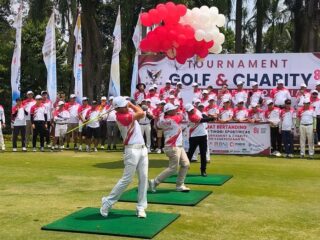 Rayakan HUT ke-81 RI, Eagle Golf Club Padukan Turnamen dan Aksi Amal di Bogor