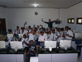Tim 11 Ekspedisi Patriot IPB Dorong Siswa SMAN Plus Urumb Ubah Potensi Lokal Jadi Konten Digital